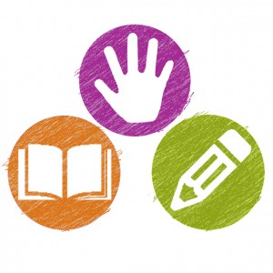logo_lacourdespetits