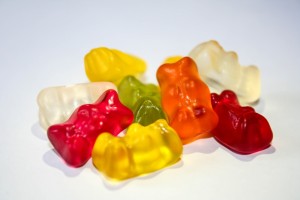 gummibarchen-color-candy-nibble-green-yellow-red
