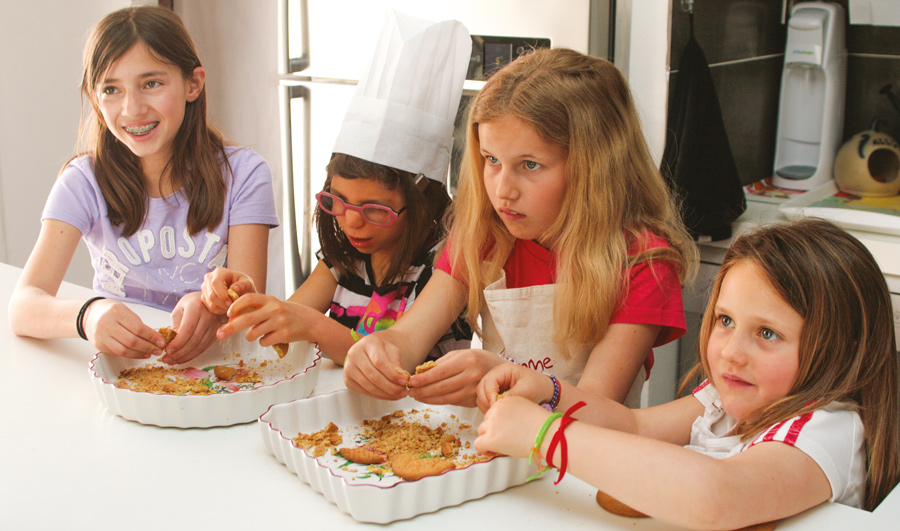 5 bonnes raisons de cuisiner avec les enfants - Blog Hop'Toys