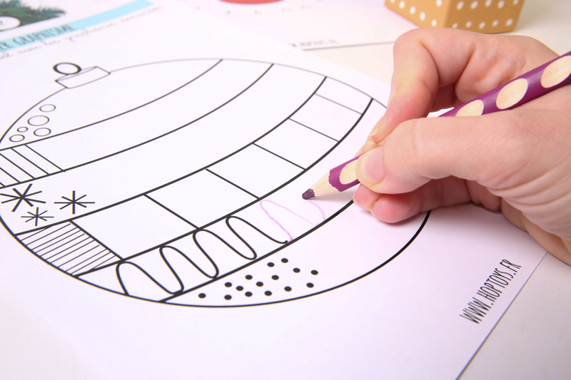 Ateliers graphismes pour patienter avant noël avec l'enfant