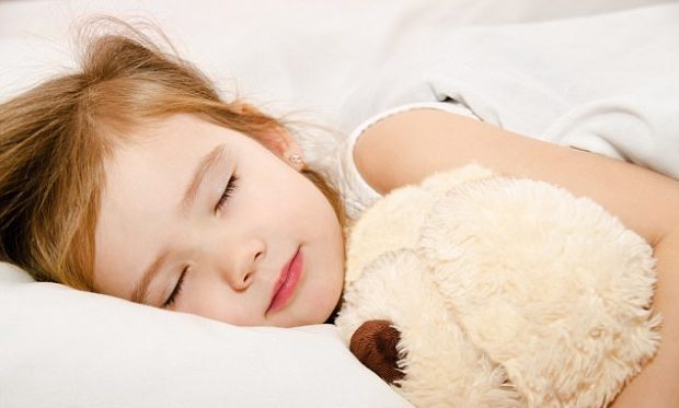 fillette qui dort