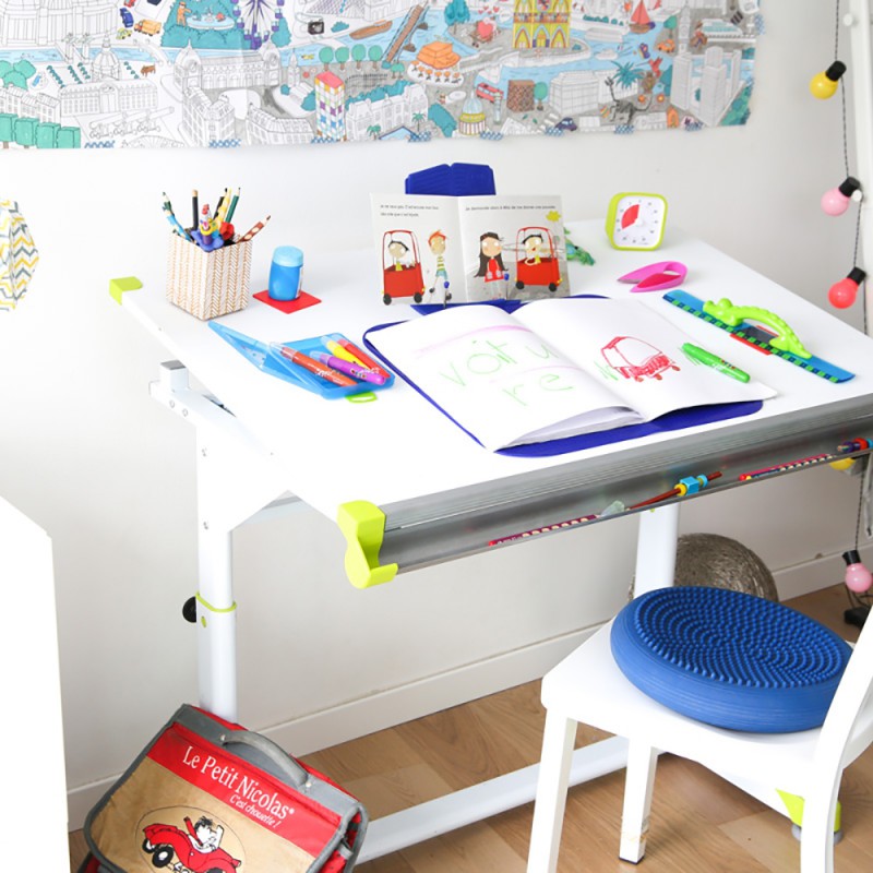 Bureau enfant pour garçon sur Gens de Confiance