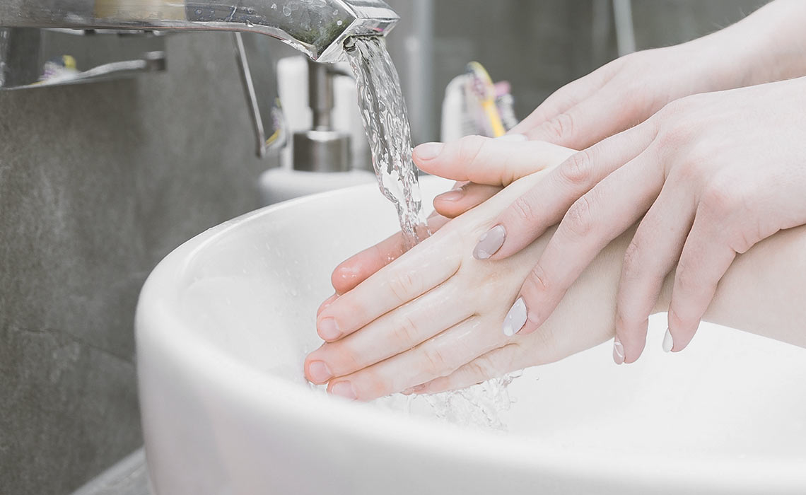 DIY : Amenagement d'un coin salle de bain avec un lavabo Montessori po