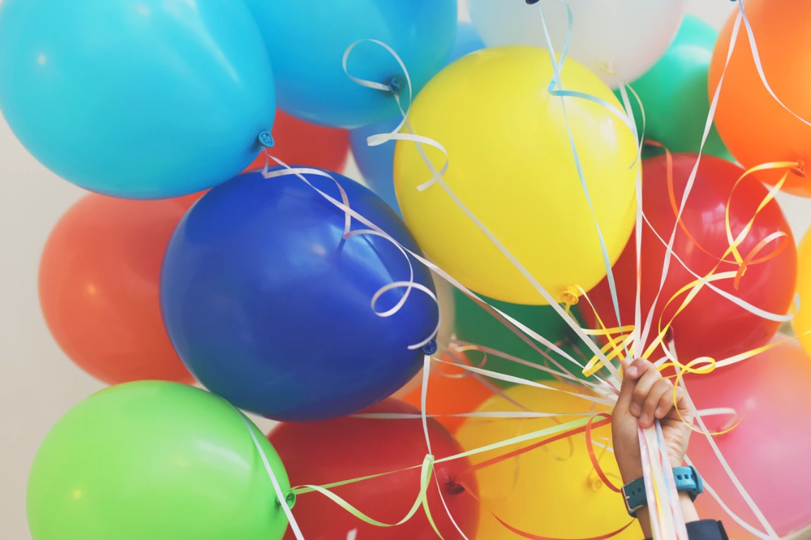 Activité oralité : gonflez des ballons ! 