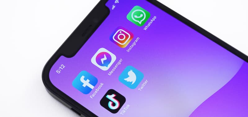 se protéger sur les réseaux sociaux téléphone