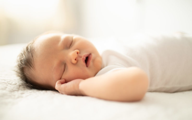 ♥ 10 Heures ♥ Bruit Blanc pour Dormir Bébé 👶 Son Intra-utérin avec  Battement de Cœur 👶 Calme Bébé 