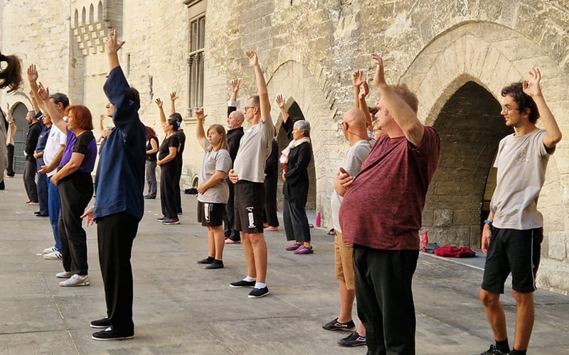 Une classe de Taï Chi au Palais des Papes