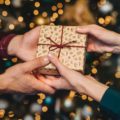 Distribution de cadeaux