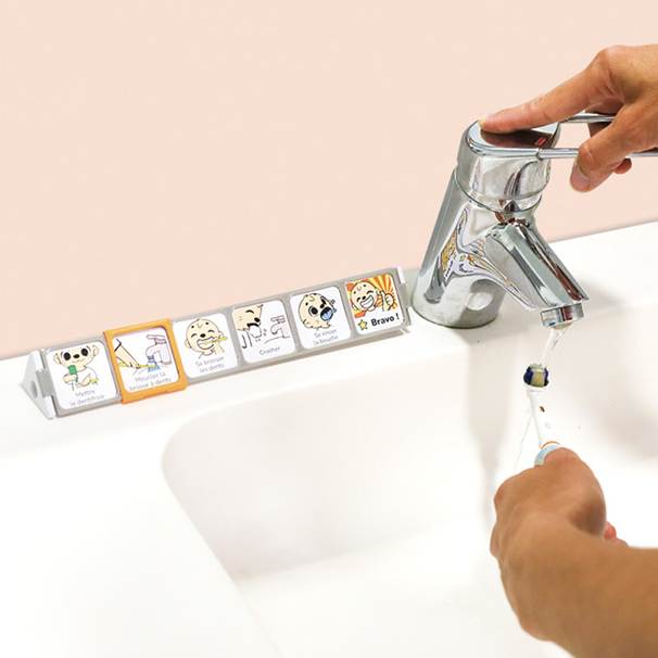 Illustration du pupitre de routines personnalisées. Exemple du brossage de dents