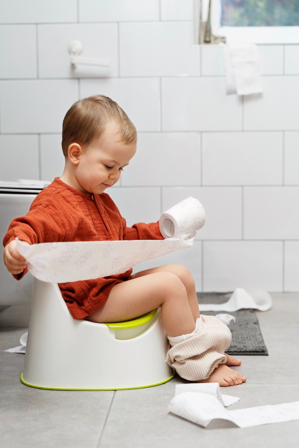 Enfant sur le pot