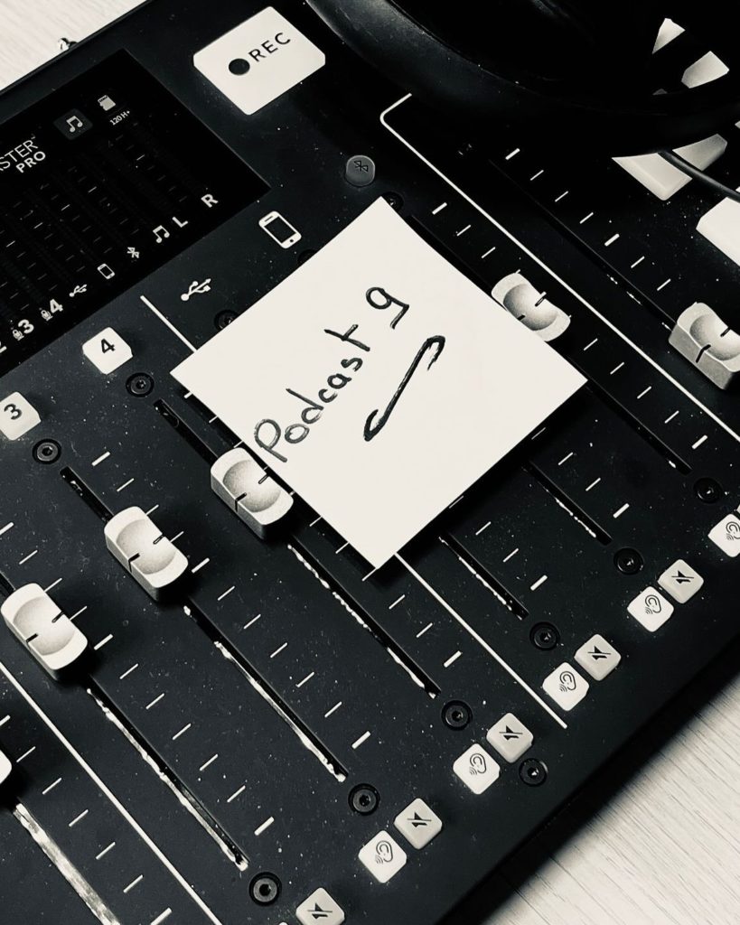 Console de mixage Podcast Les minots de l'hosto