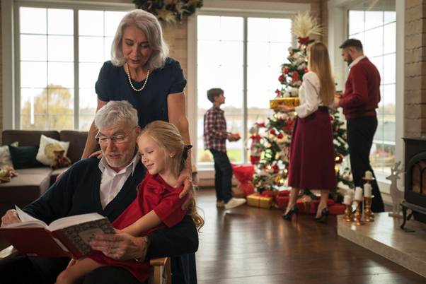 Famille à Noël avec un·e proche porteur de la maladie d'Alzheimer